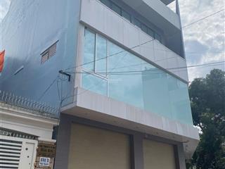 Toà nhà 4 tầng góc 2 mặt tiền ngô quyền  buôn ma thuột