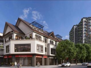 Bán nhà góc 2 mặt tiền trung tâm phố . tổng dt sàn 720m2