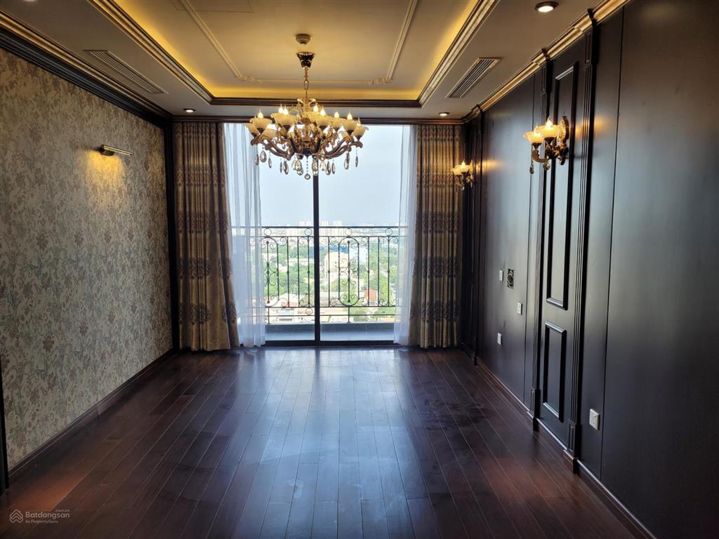 Bán căn góc 3 phòng ngủ 82m2 full nội thất cao cấp giá chỉ 7,9 tỷ tại hc golden city