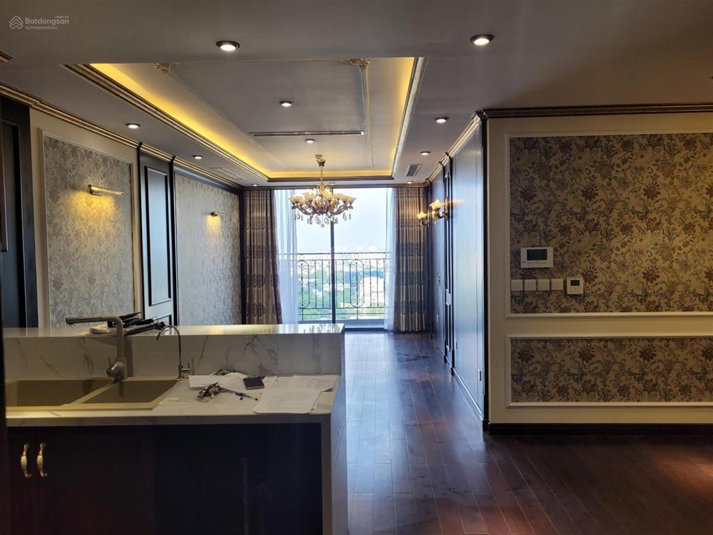 Bán căn góc 3 phòng ngủ 82m2 full nội thất cao cấp giá chỉ 7,9 tỷ tại hc golden city