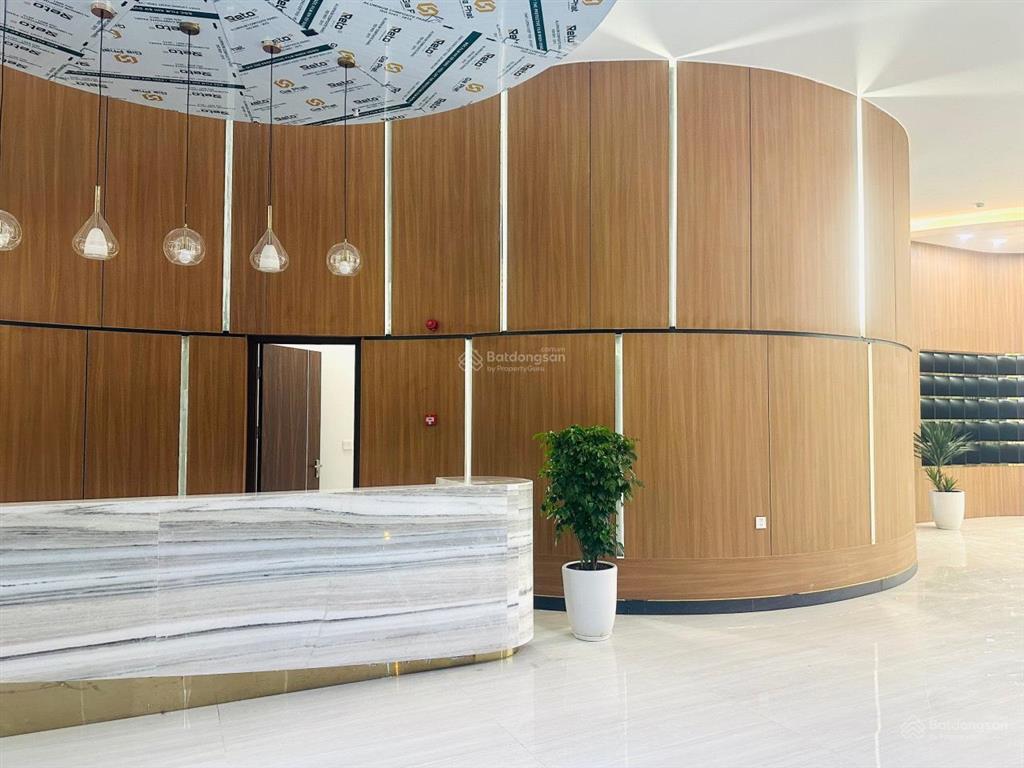 Bán gấp căn góc 3pn 105m2 ban công đông nam, có sổ đỏ giá hấp dẫn chỉ 8,3 tỷ tại bình minh garden.