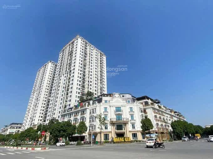Cho thuê căn góc 3 phòng ngủ 120m2 full nội thất cao cấp tại hc golden city giá chỉ 21 triệu/ tháng