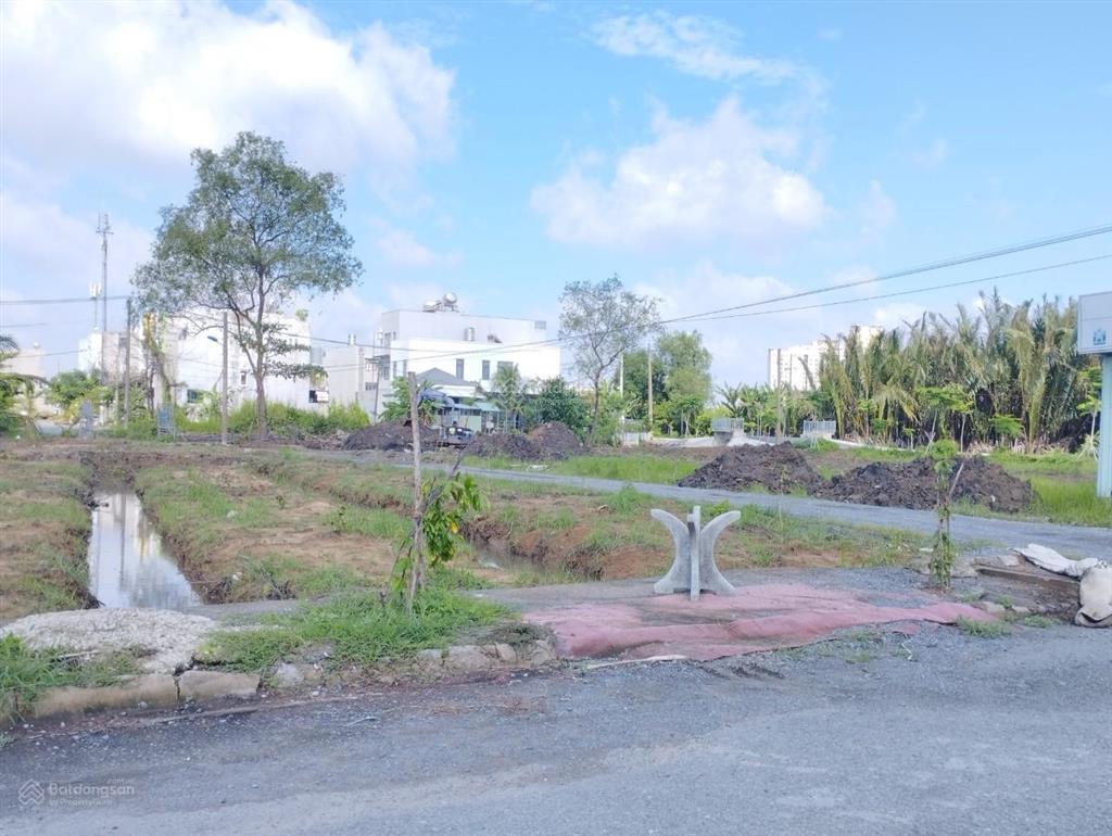 Bán ngay nền đất dự án đông dương, xây dựng tối đa 1 triệt 2lầu, đường 82 bưng ông thoàn, quận 9