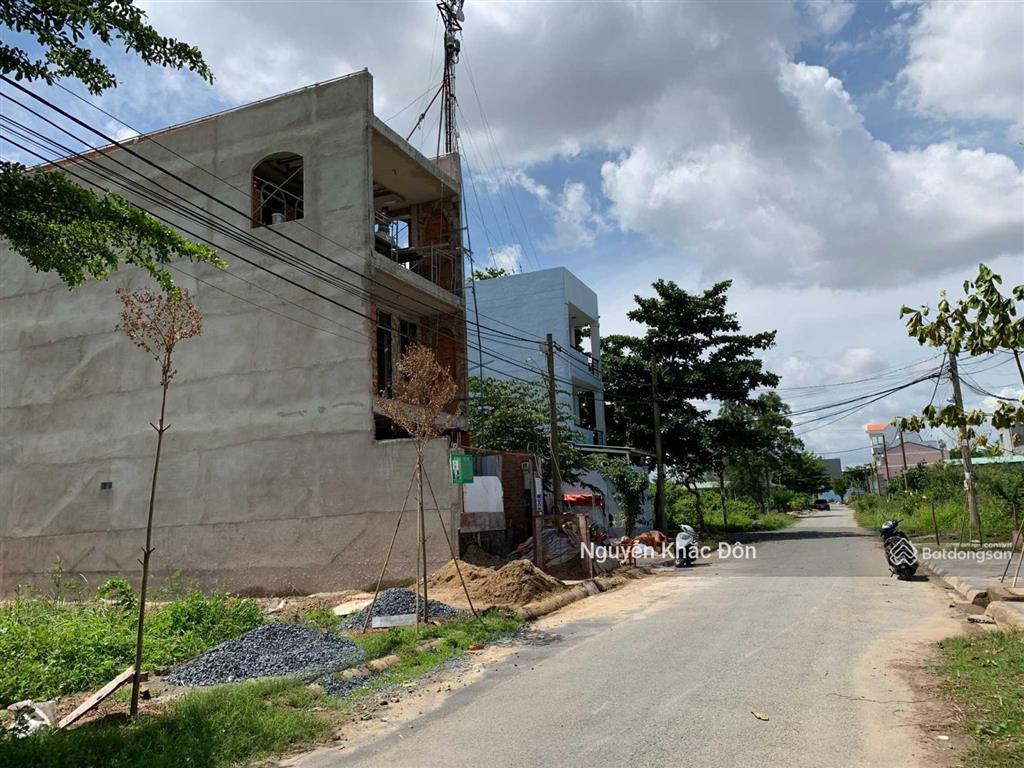 Chính chủ cần tiền bán nhanh nền đất dự án cty đông dương đường bưng ông thoàn phú hữu 100m2