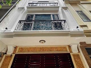 Bán nhà phố hoàng cầu  ô tô tránh  7 tầng thang máy  58m mặt tiền 5m  phù hợp ở + văn phòng.