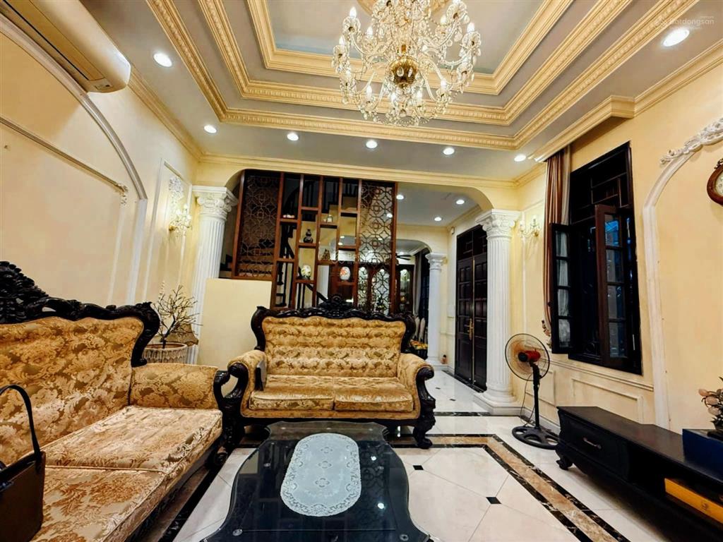 Bán nhà kim mã  3 thoáng  ô tô tránh  kinh doanh văn phòng  60m  4 tầng  mt 5.2m