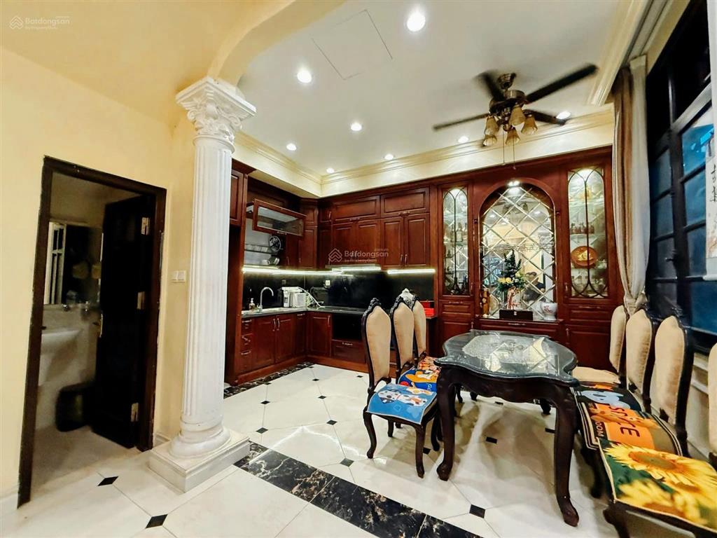 Bán nhà kim mã  3 thoáng  ô tô tránh  kinh doanh văn phòng  60m  4 tầng  mt 5.2m