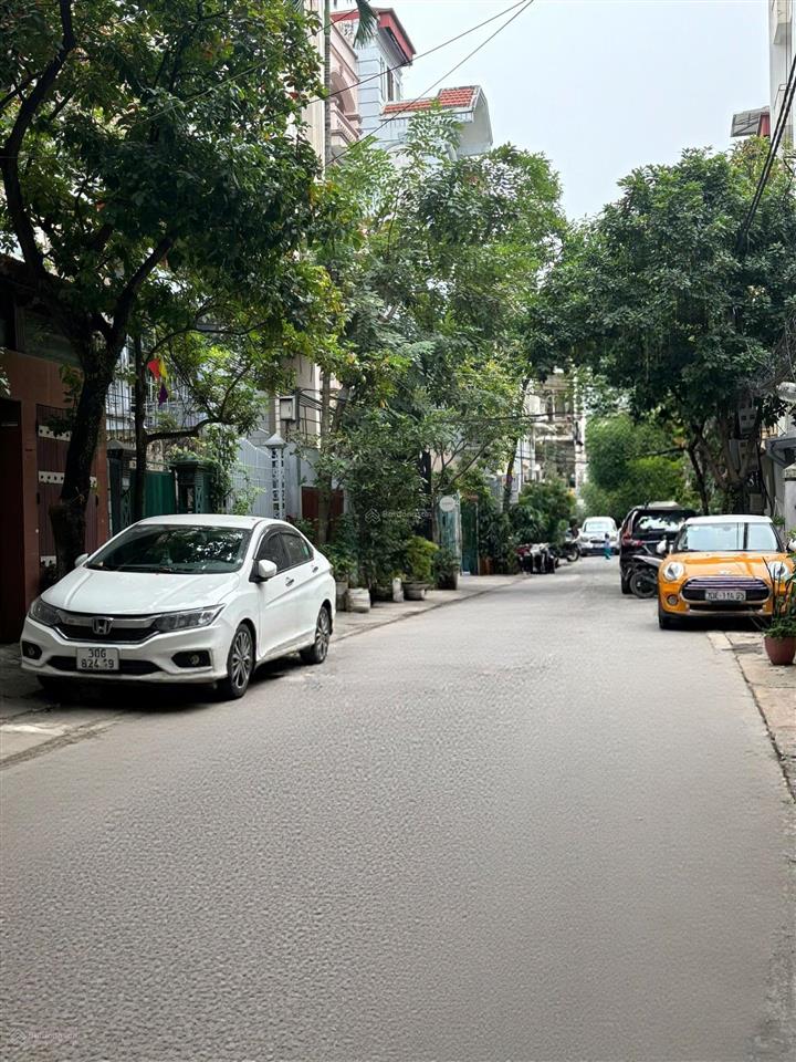 Bán nhà ngọc khánh  phân lô cán bộ  ô tô tránh, dừng đỗ  3 mặt thoáng  83m  5 tầng  mt 5,3m