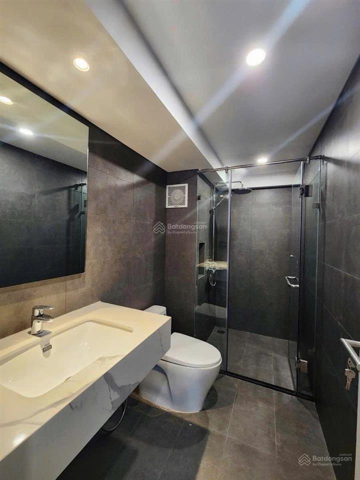 Bán nhà phố trích sài  ô tô tránh  kinh doanh  6 tầng thang máy  mặt tiền 5.3m