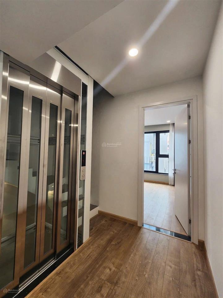 Bán nhà phố trích sài  ô tô tránh  kinh doanh  6 tầng thang máy  mặt tiền 5.3m