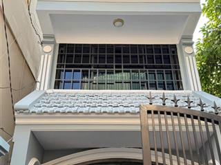 Nhỉnh 6 tỷ  nhà mới 3 tầng  62m2  có sẵn nội thất  vài bước ra mặt tiền  gần chợ bà chiểu