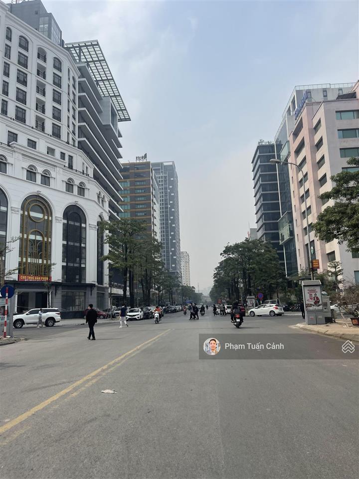 Bán đất phân lô phố duy tân, cầu giấy dt 150m2, mt 5.5m. giá bán hơn 50 tỷ