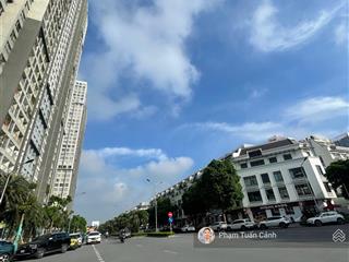 Lk vinhomes gadenia hàm nghi dt 93m x 5 tầng, mt 6m
giá chào 42 tỷ