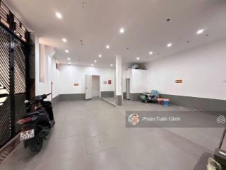 Chung cư mini nguyễn khánh toàn, cầu giấy
73/90m2, lô góc, 7 tầng, 14 phòng khép kín, ô tô vào nhà