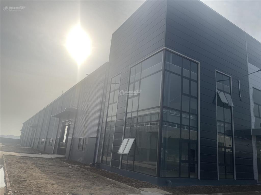 Cần bán hoặc cho thuê xưởng khuôn viên rộng 20.000 m2 mỹ hào hưng yên