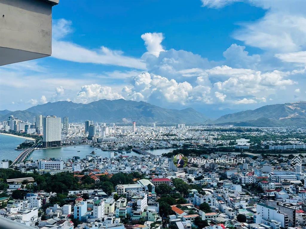 Kiều trinh 4030 2a view ngắm biển và phố đẹp, 3 bước chân ra tắm biển hòn chồng