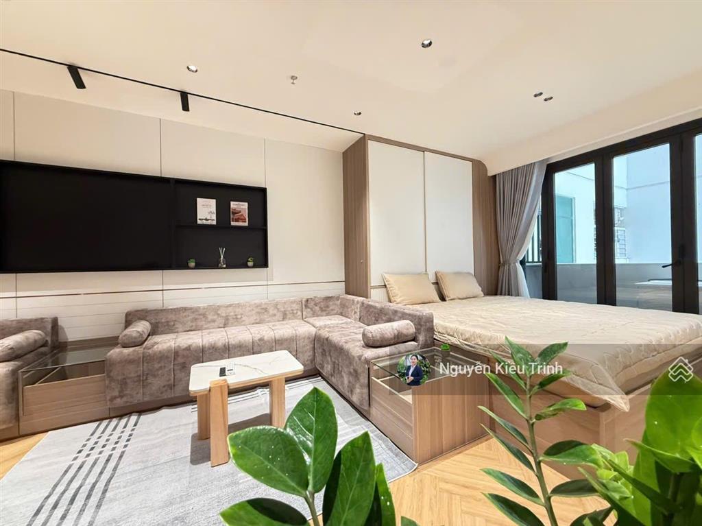 Kiều trinh 3746 góc đông nam nhìn về hướng vinperland studio trung tâm tp dòng tiền ổn định