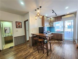 Kiều trinh 7042b nội thất gỗ căn hộ xéo biển thoáng mát cả ngày