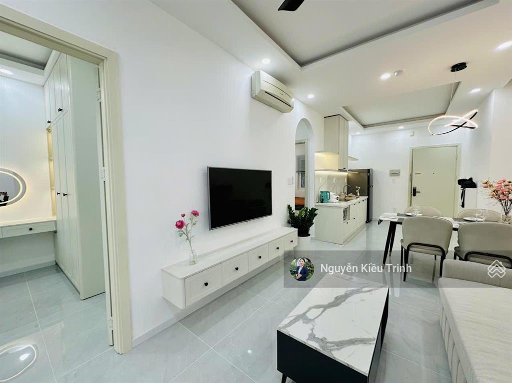 Kiều trinh  1722 bán căn hộ view xéo biển giá tốt hiếm có