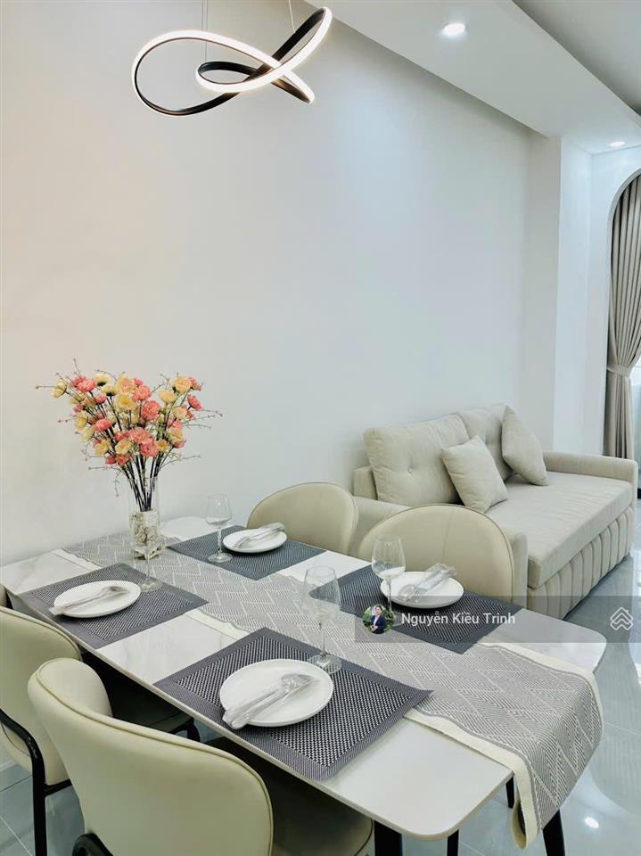 Kiều trinh  1722 bán căn hộ view xéo biển giá tốt hiếm có