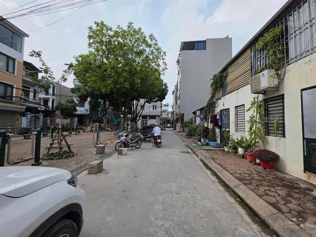 Bán đất phân lô phố thượng thanh long biên 12 tỷ 80m2 mt 8m vỉa hè ô tô tránh kinh doanh