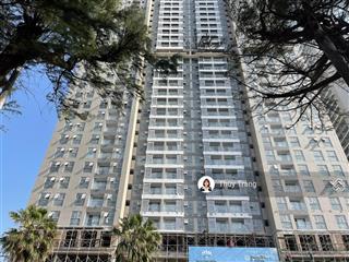Cần tiền bán gấp lỗ 200 triệu căn góc 3pn vũng tàu pearl giá 3.2 tỷ, view hồ bơi 93m2