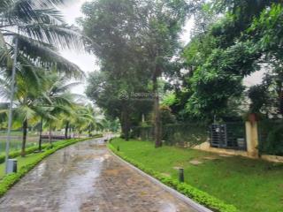 Biệt thự view hồ vip  vinhome thăng long, 80 tỷ, 350m2, nghỉ dưỡng 6 sao! đẳng cấp thượng lưu!