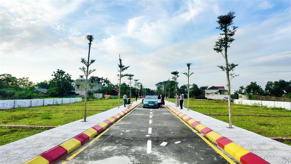 2tỷ3/100m2 full thổ cư, mt 6m tại cnc hoà lạc,gần chợ,ql21,trung tâm phú cátquốc oai,gần da 159ha