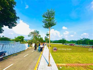 2 xuất ngoại giao giá đầu tư 2,5 tỷ full thổ cư sổ đỏ,mặt tiền 6m phú cát cnc hoà lạc gần chợ ql21