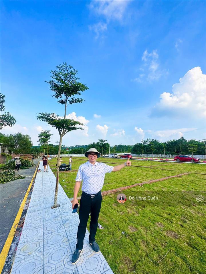 Hàng hiếm vip phú cát lô góc 2tỷ8/100m2 bao sổ full thổ cư cnc hòa lạc, gần chợ, ql21,2 oto vào đất