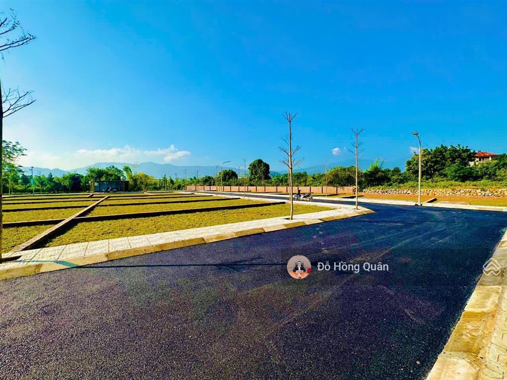 4 tỷ đất trung tâm cnc hoà lạc 100m2 thổ cư mt 6m thôn 7 phú cátquốc oai gần metro city, fpt,đhqg