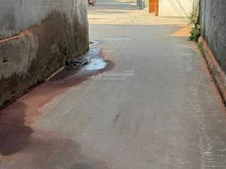 Bán nhanh lô đất ngõ thông, xe ô tô con chạy thẳng ngõ, 50m ra mặt hồ điều hoà, giá 1.52 tỷ