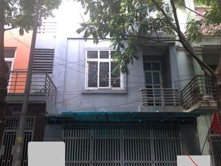 Bán nhà liền kề xây thô trung tâm khu đô thị xa la đường rộng  chính chủ