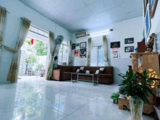 Chính chủ bán gấp nhà như mới 2 tầng đường âu cơ, tân tiến, nha trang, đường ô tô, giảm còn 8tỷ100