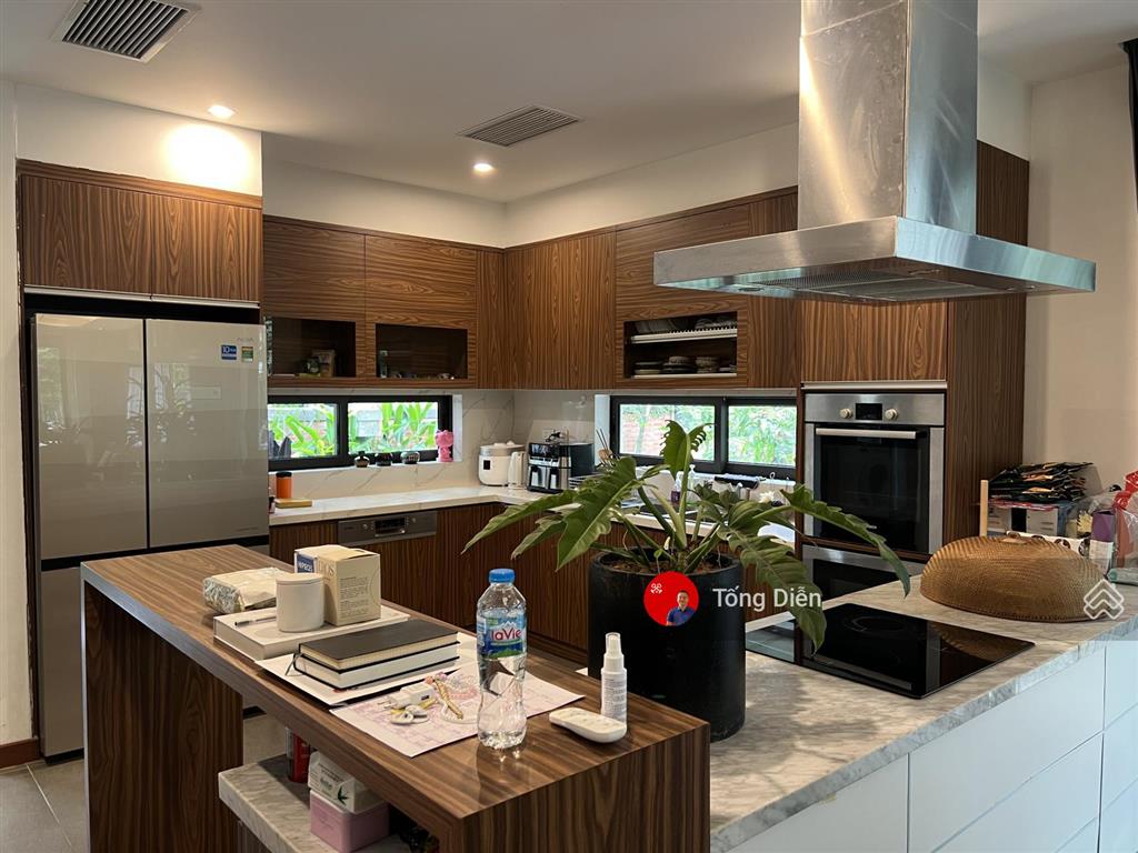 Tống diễn 0944 866 ***. cho thuê biệt thự ecopark, view công viên trung tâm, phong cách hiện đại