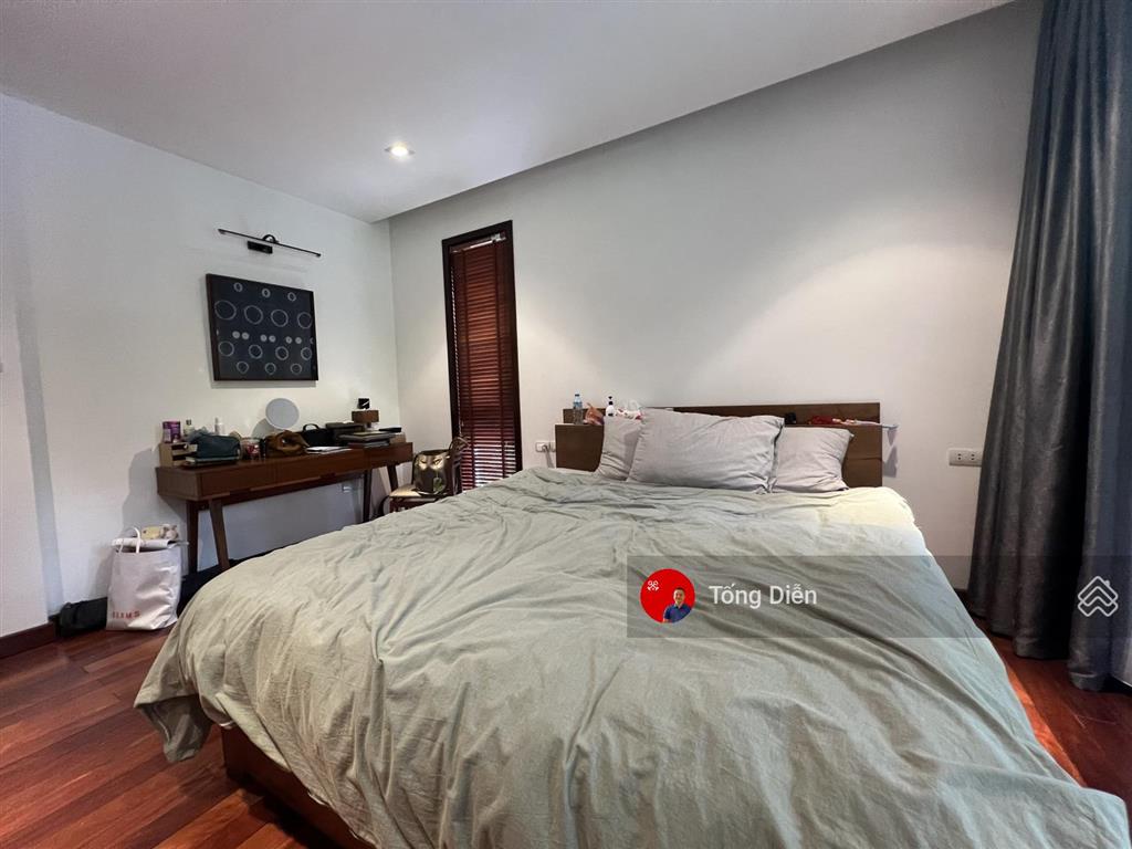 Tống diễn 0944 866 ***. cho thuê biệt thự ecopark, view công viên trung tâm, phong cách hiện đại