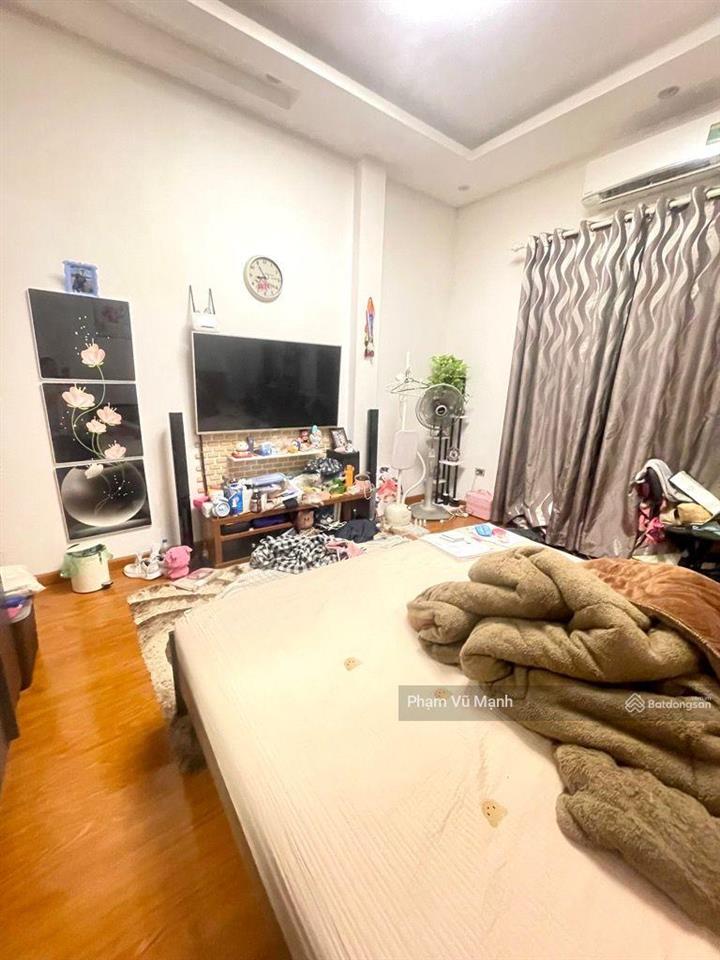 Phân lô đền lừvài bước ra phốngõ ôtô thôngdân xây 3tầngdt rộng 106m2giá đầu tư chỉ hơn 15tỷ