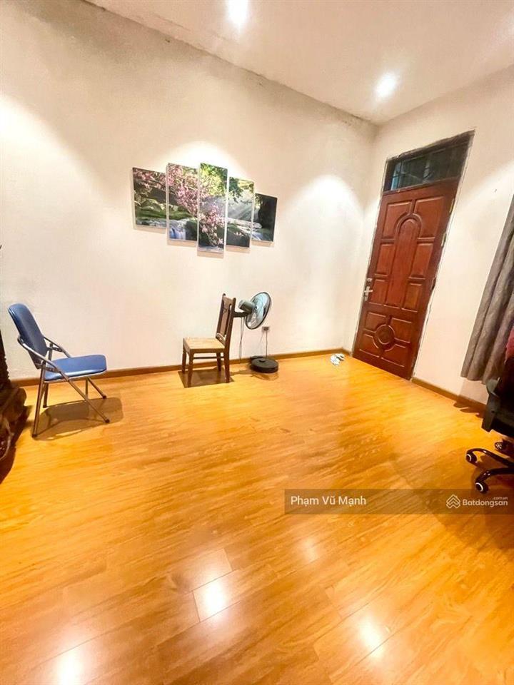 Phân lô đền lừvài bước ra phốngõ ôtô thôngdân xây 3tầngdt rộng 106m2giá đầu tư chỉ hơn 15tỷ