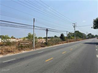 Bán gấp 9,5x120m nguyễn chí thanh, tân bình, thị xã lagi, bình thuận. giá rẻ
