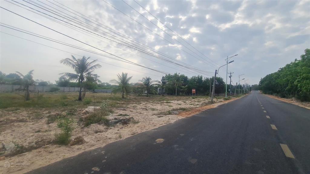 Bán đất view biển đường lê minih công, tân phước, tx lagi, bình thuận. giá đầu tư 1380m thổ cư.
