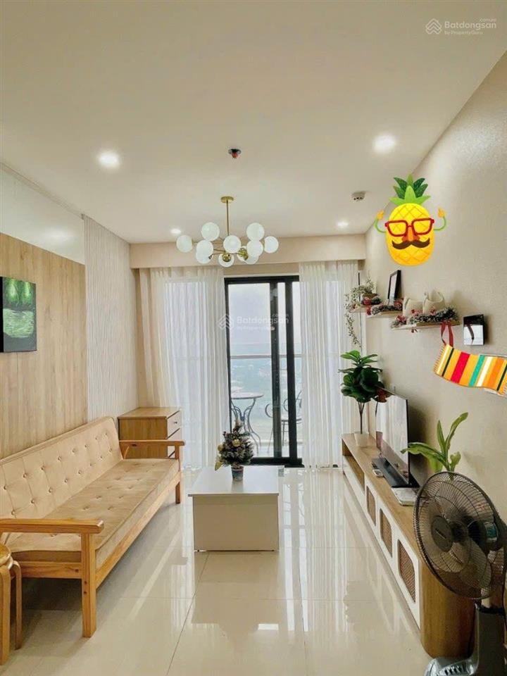 Căn hộ nera 3 phòng ngủ, tầng 12, full nội thất xịn sò