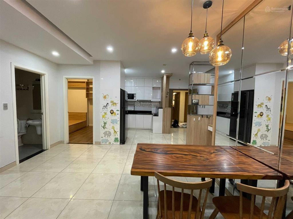 Bán cắt lỗ opal garden góc 2pn 72m2 view landmark 81 giá 5tỷ full nội thất bao thuế phí gigamall