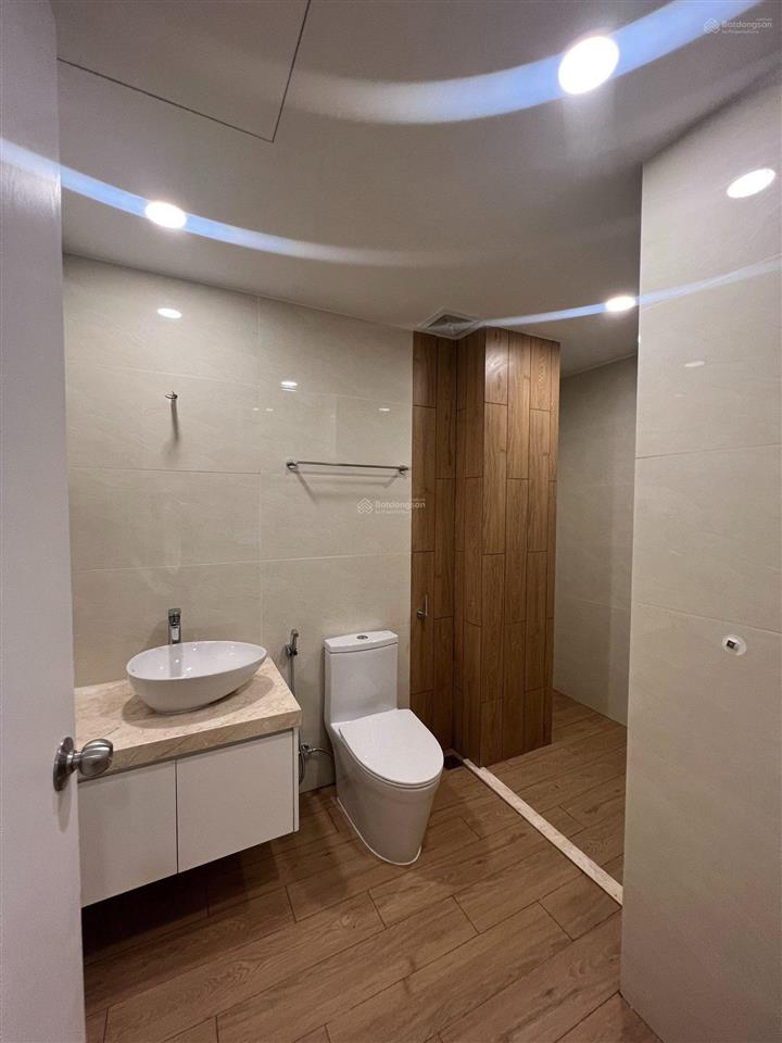 Chủ nhà cần bán nhanh căn hộ a&t sky garden chỉ 2,6 tỷ bao sang tên 2pn 2vs view sông siêu mát