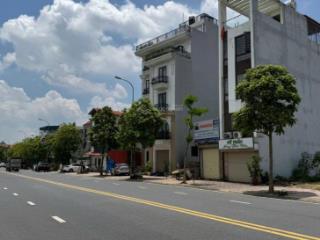 Nhà đẹp ở ngay  mặt phố xuân đỗ  tiện ích ngập tràn