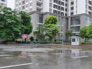 Bán sàn thương mại dịch vụ 690m²  udic westlake, chân cầu nhật tân  69 tỷ