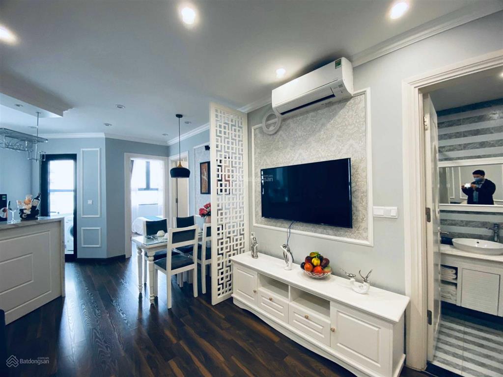 Cho thuê căn hộ chung cư cao cấp 3pn, 2wc tầng cao view thoáng ở eco city long biên.  0917 507 ***
