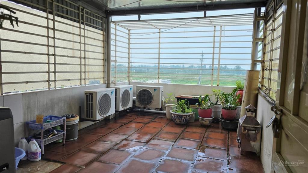 Bán nhà phân lô 5 tầng full nội thất gỗ lim cao cấp vị trí vàng kđt việt hưng, long biên