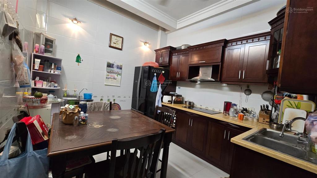 Bán nhà phân lô 5 tầng full nội thất gỗ lim cao cấp vị trí vàng kđt việt hưng, long biên