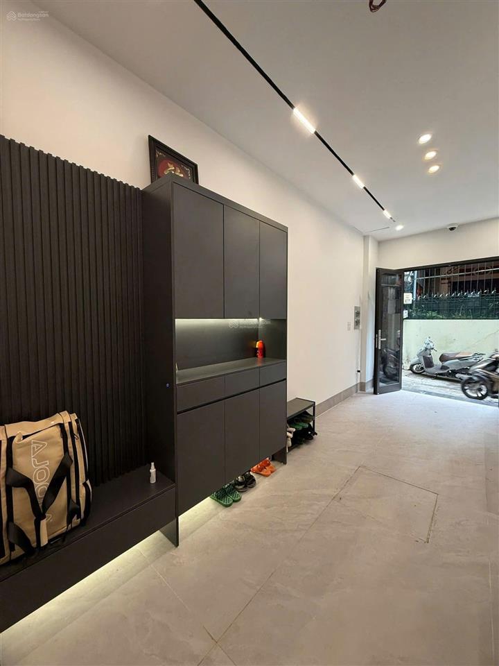 Nhà phố hồng tiến, long biên | 6 tầng thang máy ô tô kinh doanh. diện tích 31m2. giá 12.2 tỷ
