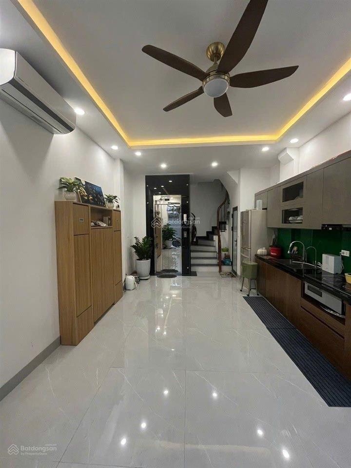 Nhà đẹp kẻ tạnh lô góc 6 tầng thang máy full nội thất khu vực tăng giá mạnh